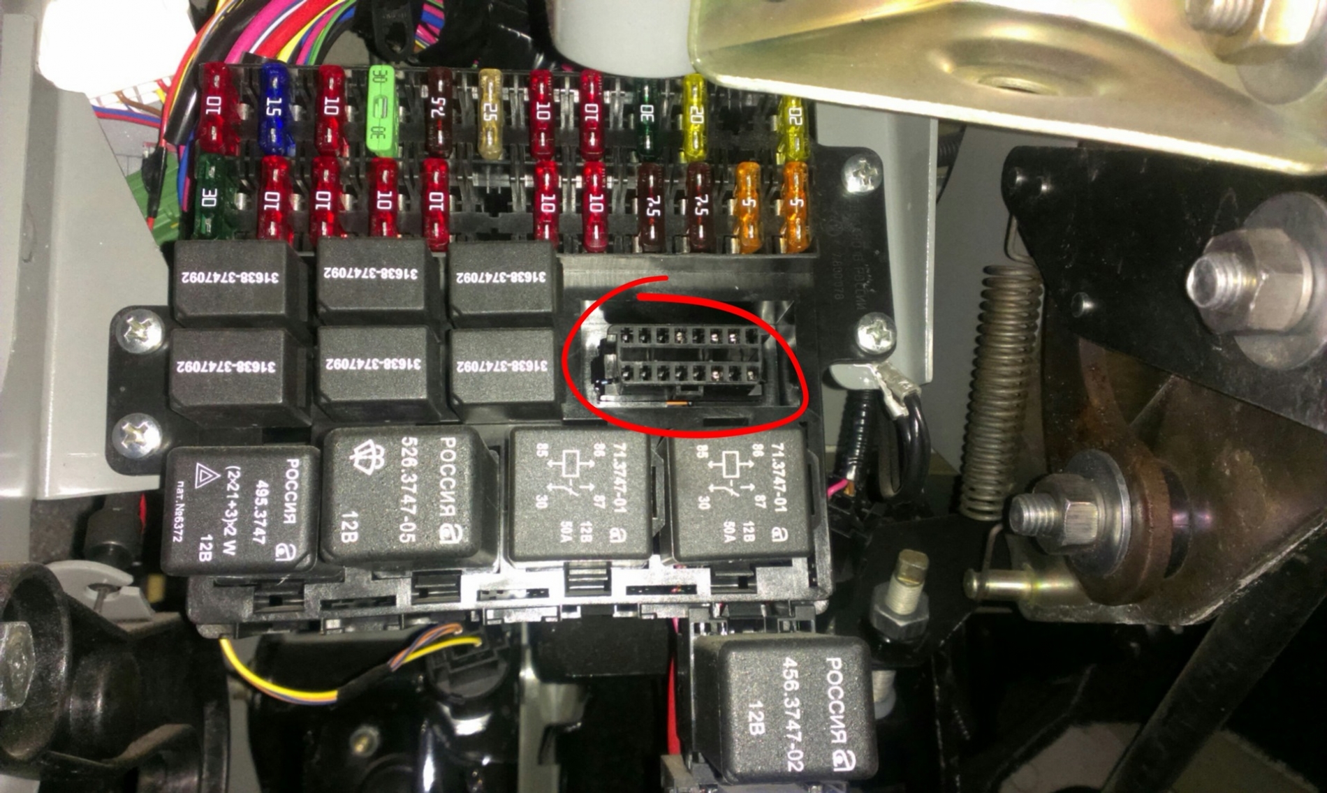 УАЗ 3160 Монтажный блок