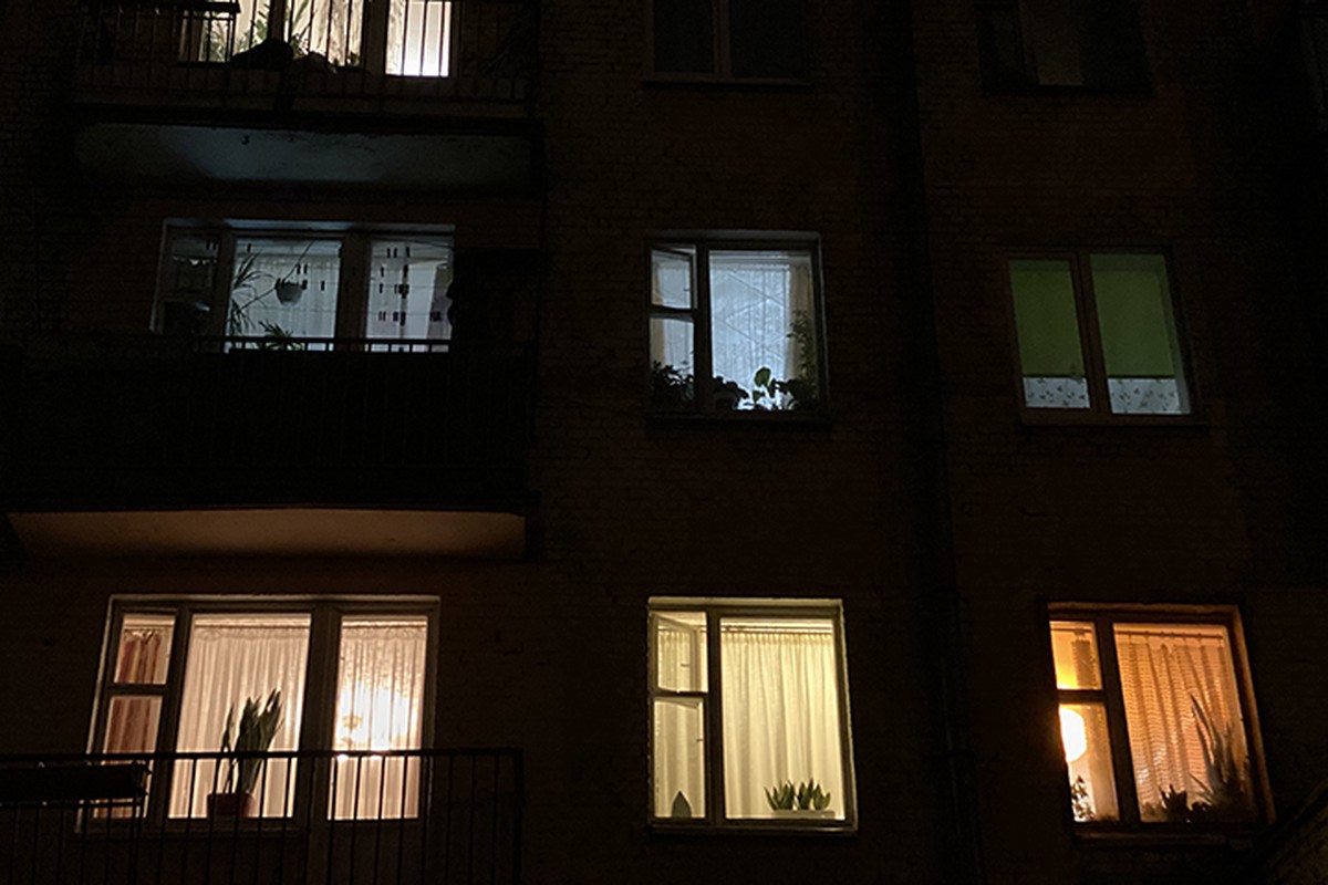 Подсмотрел в окне
