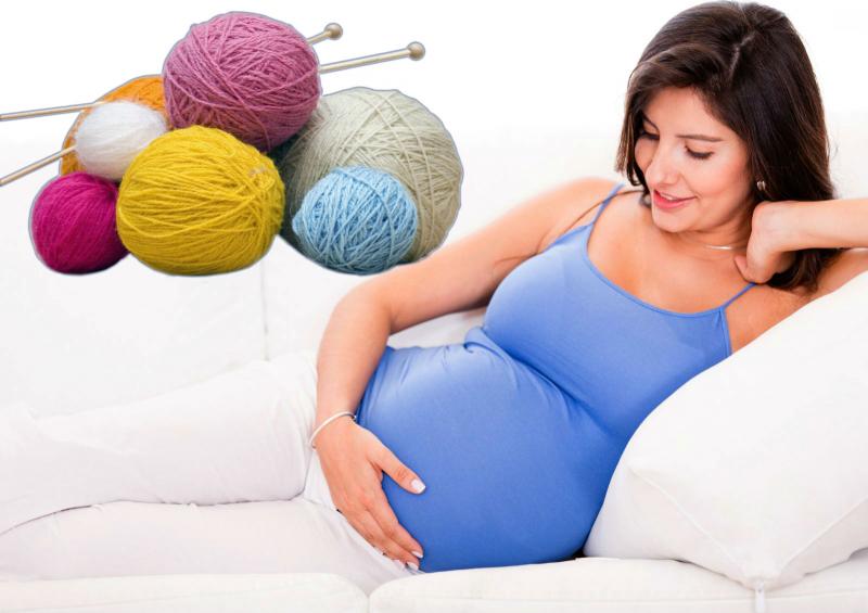 Почему беременным нельзя ванну. Связанные беременные женщины. Вязание для беременных. Вязание для беременных спицами.