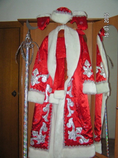 Костюм деда мороза выкройка 56 размер. Костюм деда мороза. Воротник для шубы деда мороза. Шикарный костюм деда мороза. Как сделать шубу деда мороза.